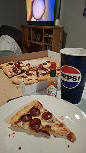 MC's pizzeria
